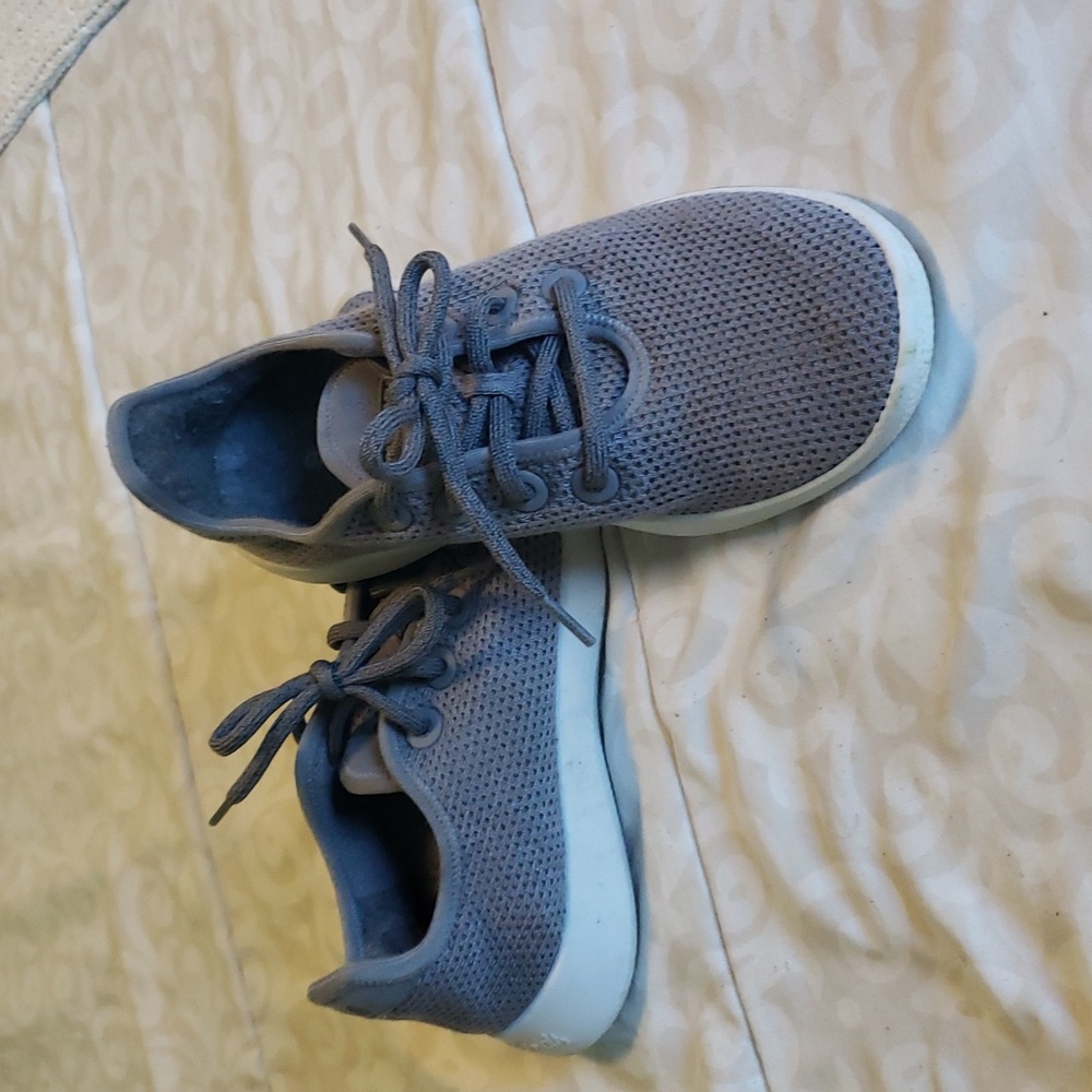 All birds women running shoes grey size 8